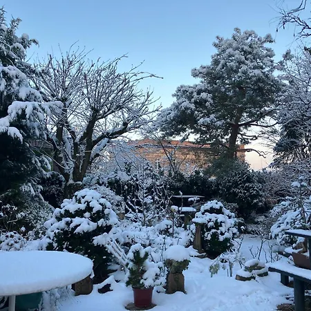 Lägenhet Rosie's Place: Furnished With Style *